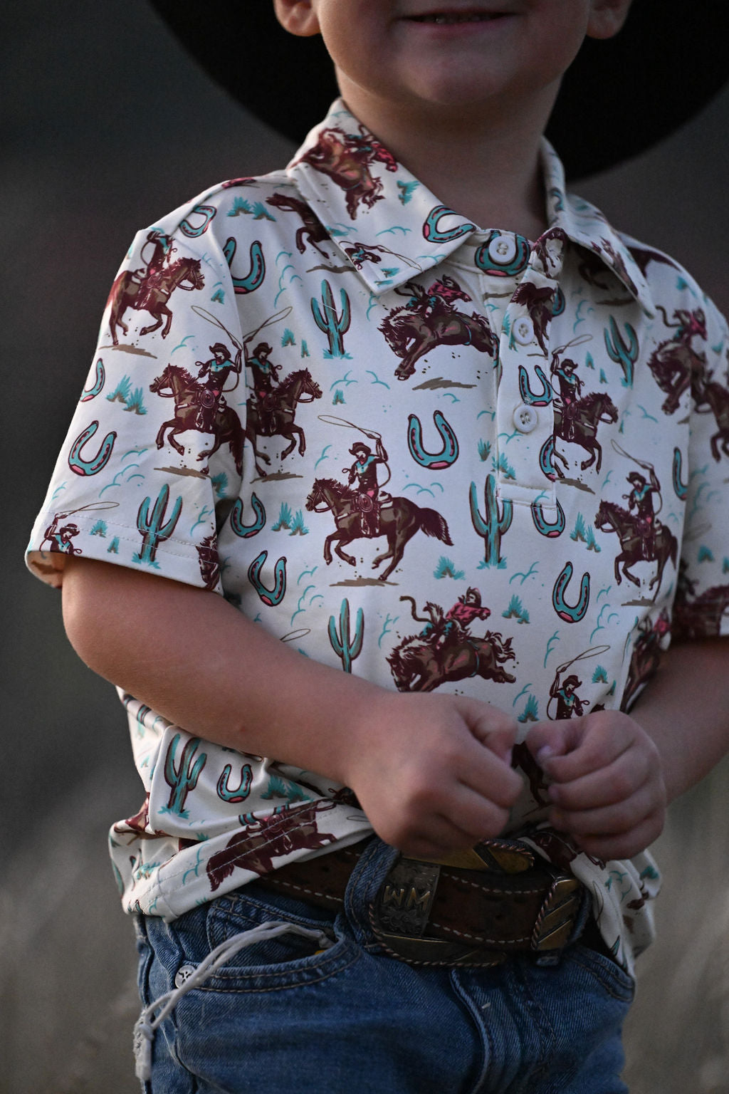 BROWN ROPING COWBOY POLO (WB33)