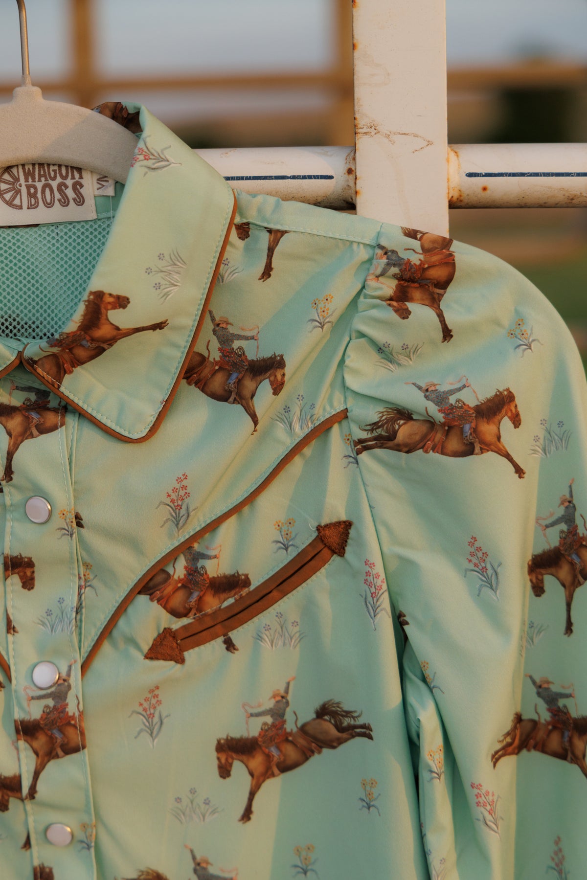WB2710 Turquoise Floral Horse SINGLES